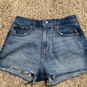 Abercrombie Mom High Rise, perfect condition! size 27